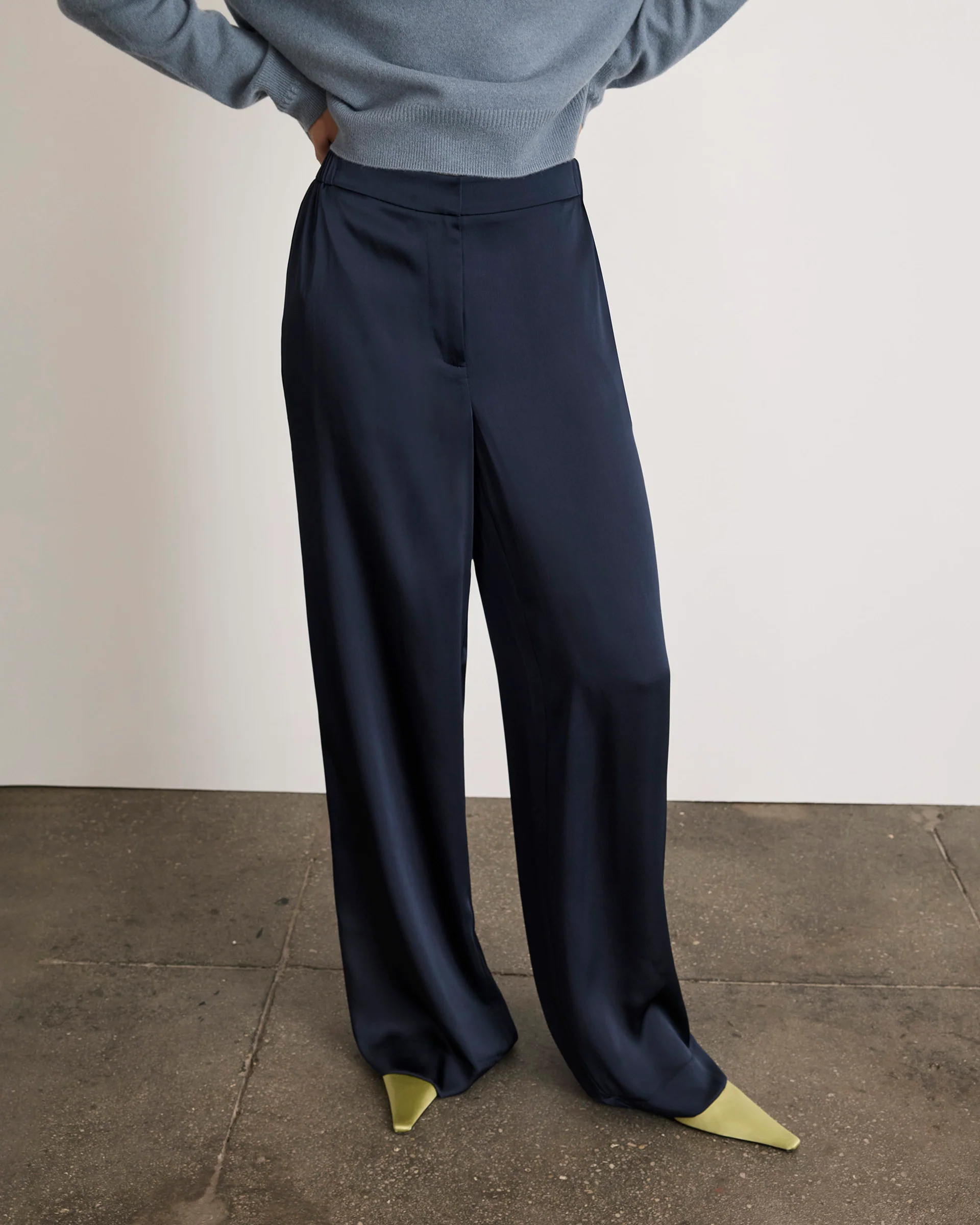 Katrina Pant - Image 4