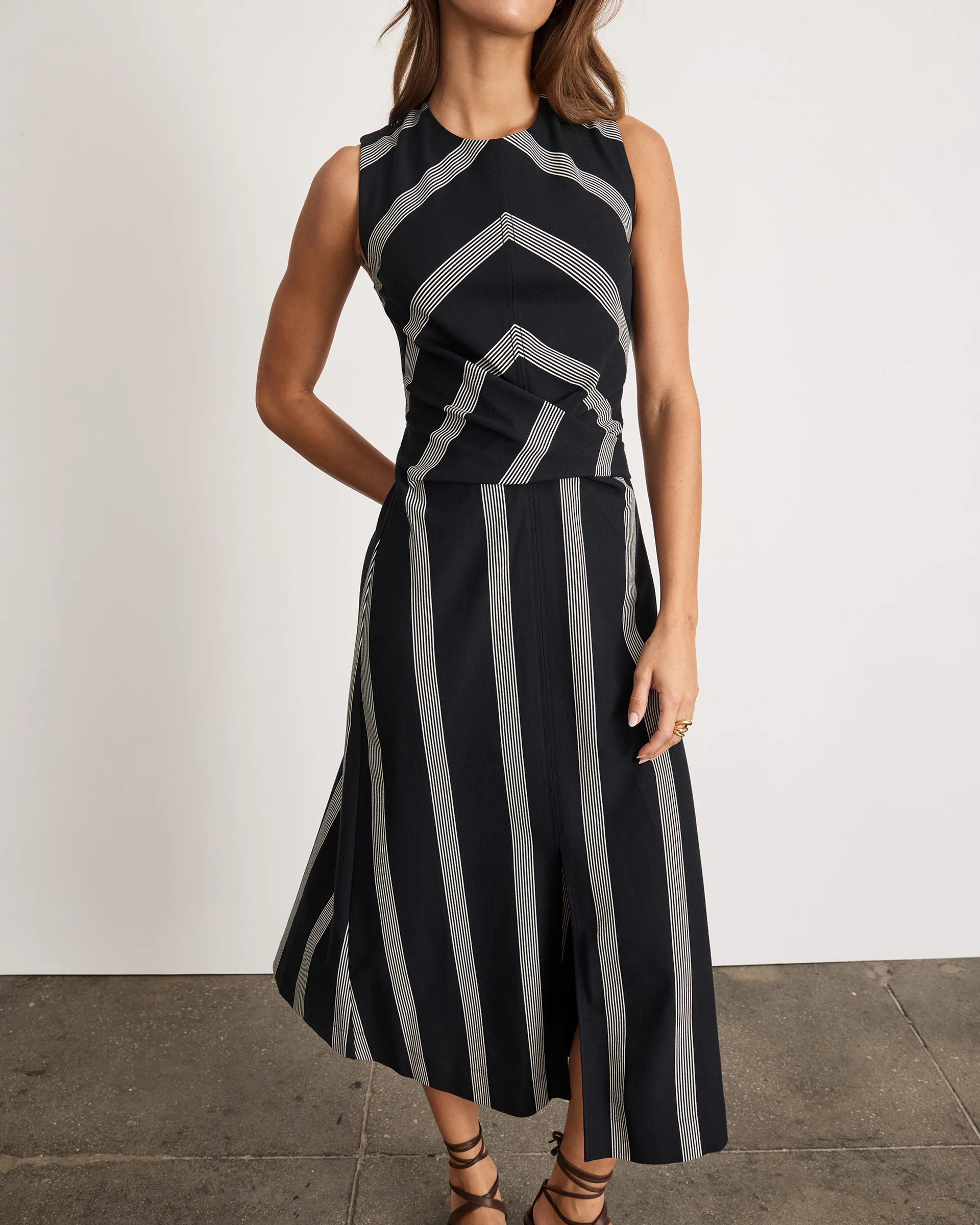 Theo Dress - Image 4